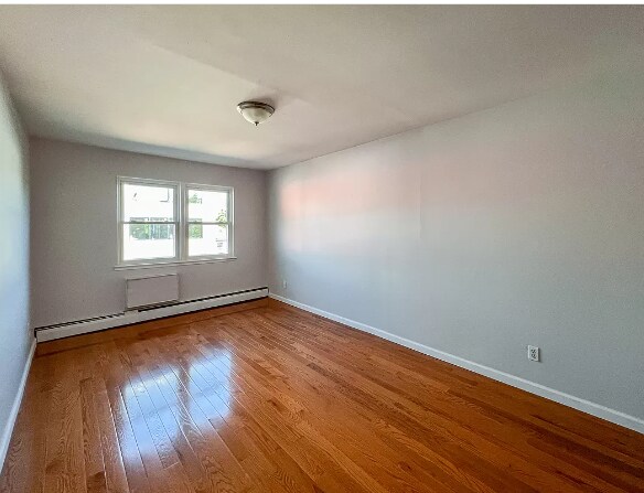 Foto del edificio - 2746 E 11th St