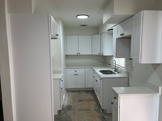 Building Photo - 3514 Bougainvillea Dr