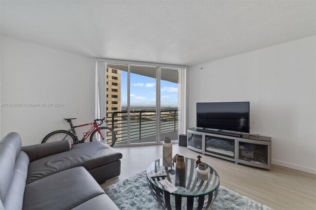 Building Photo - 335 S Biscayne Blvd