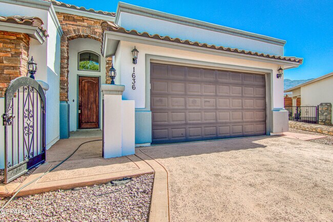 Building Photo - 1636 Sora Way