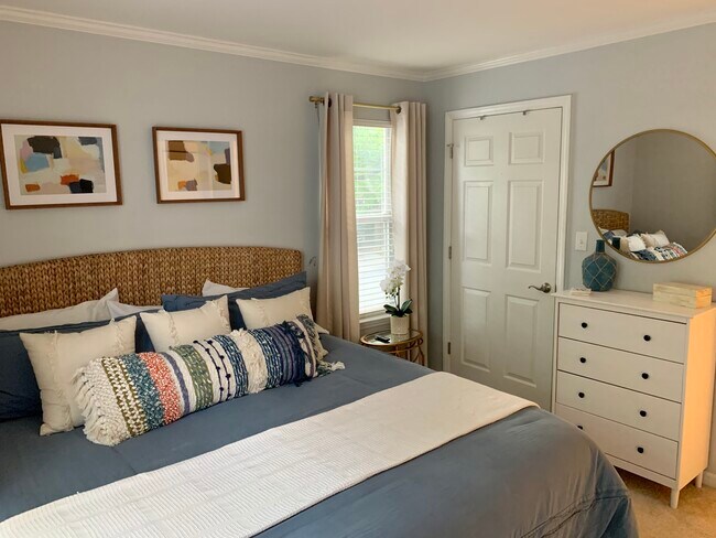 Photo - 2209 Sumner Green Ave Apartment