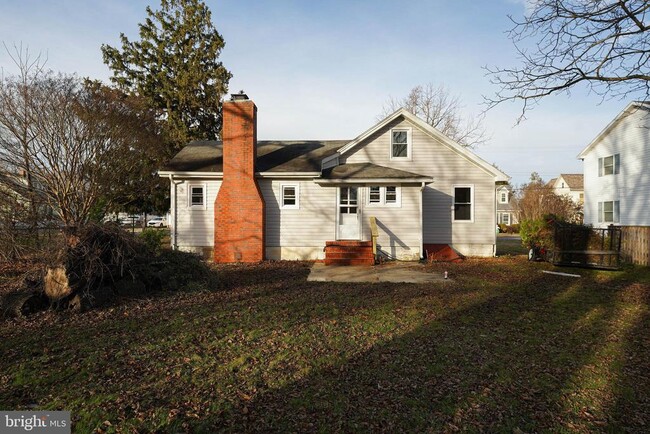 Building Photo - 101 Taylor Ave