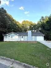 Building Photo - 1960 Eastland Ct