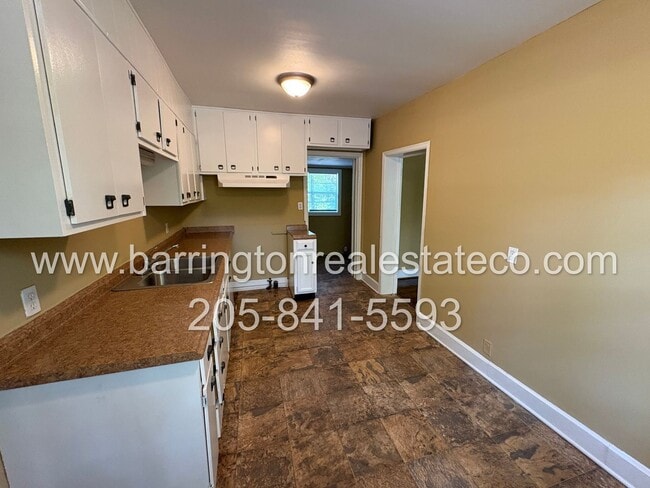Building Photo - 448 Exeter Dr