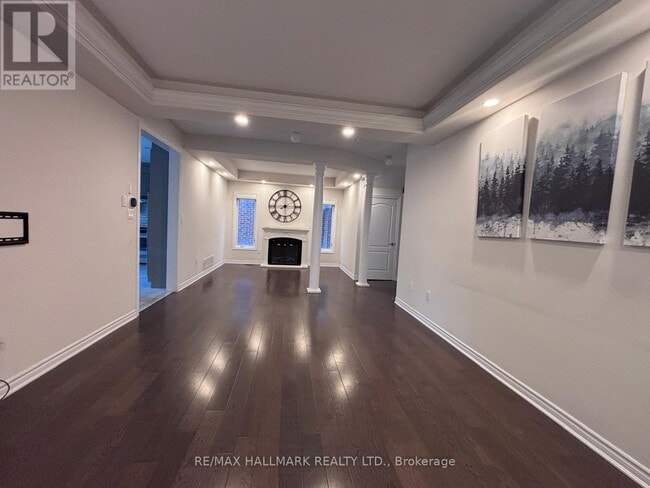 Building Photo - 44 Jardine St