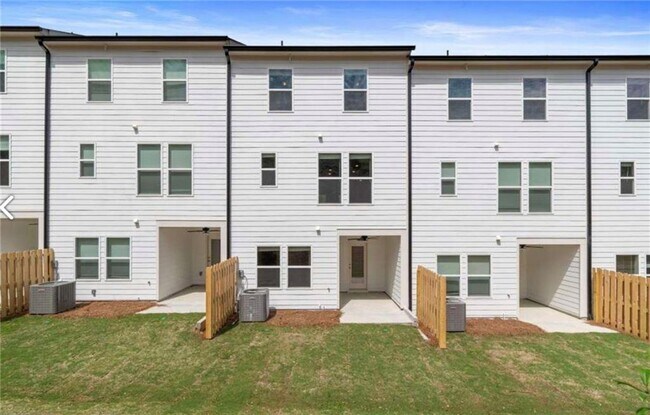 Building Photo - 3170 Washburn St SE