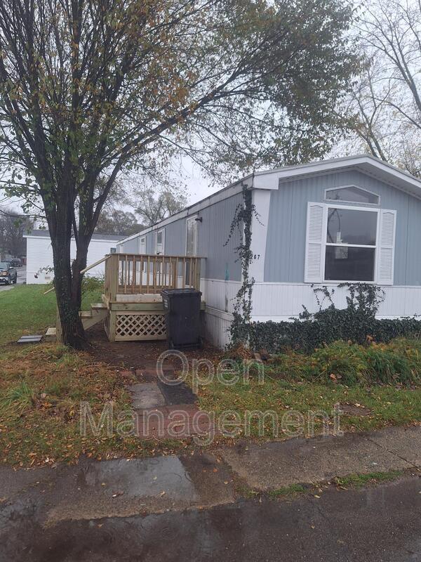 Building Photo - 301 Mantle Ave