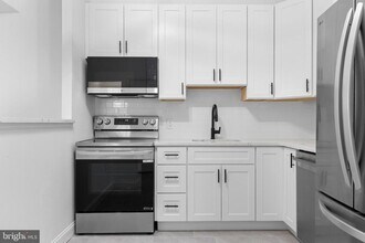 Building Photo - 4930 West Chester Pike