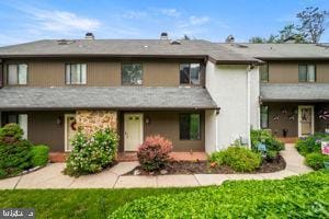 Building Photo - 132 Pinecrest Ln