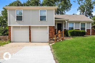 Building Photo - 216 NW 53rd Terrace