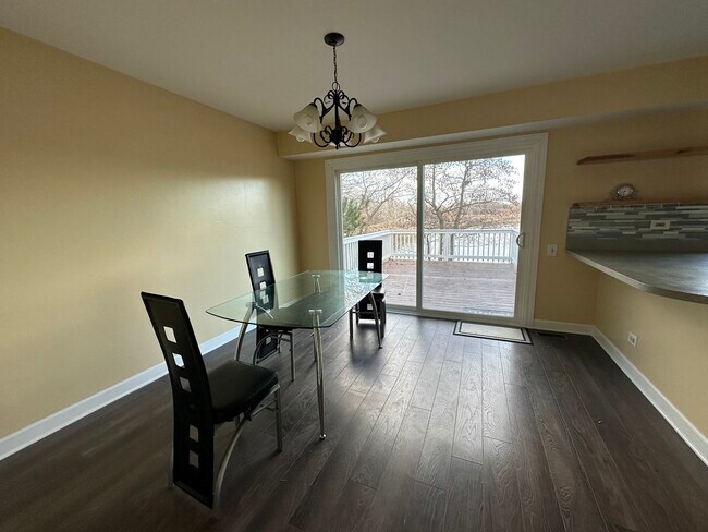 Building Photo - 130 Park Ridge Ct