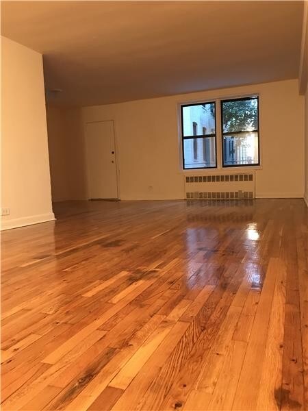 Foto del edificio - 9323 Shore Rd
