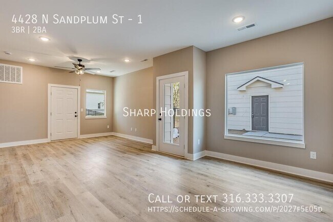 Foto del edificio - 4428 N Sandplum St