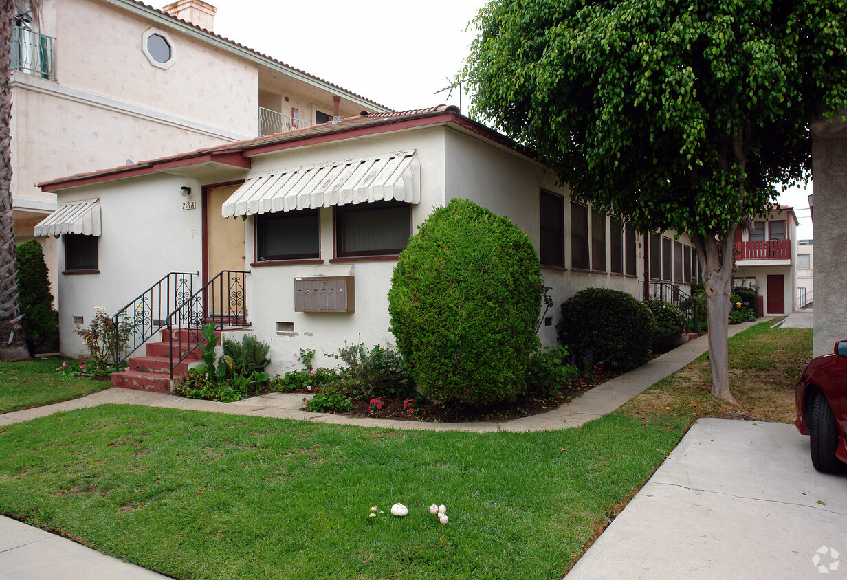 Primary Photo - 218 Concord St