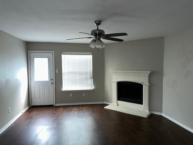 Building Photo - 2012 Wagon Trail