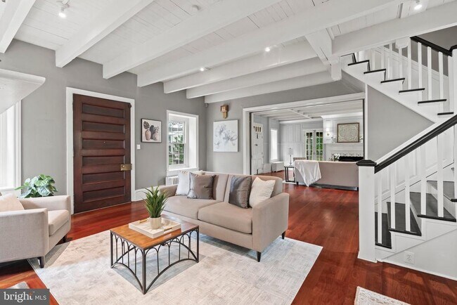 Foto del edificio - 209 N Bellevue Ave