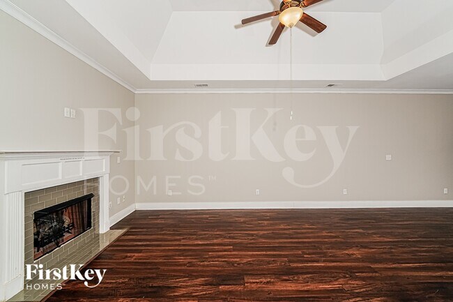 Foto del edificio - 6366 Cove Ln