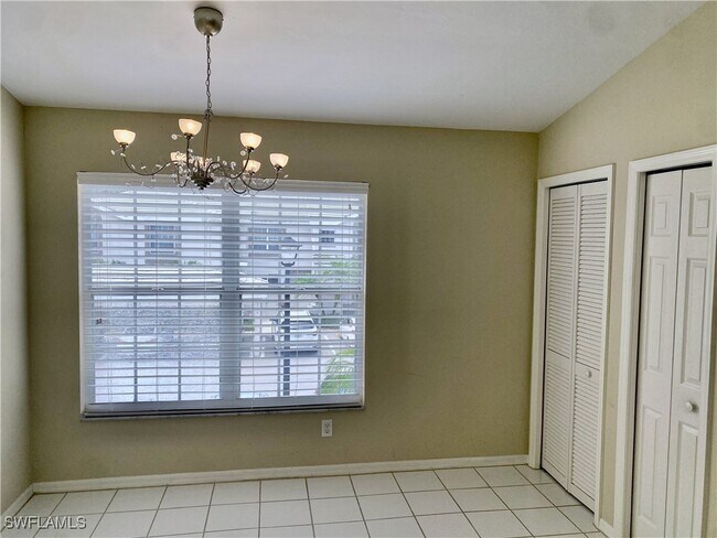 Foto del edificio - 3785 Fieldstone Blvd