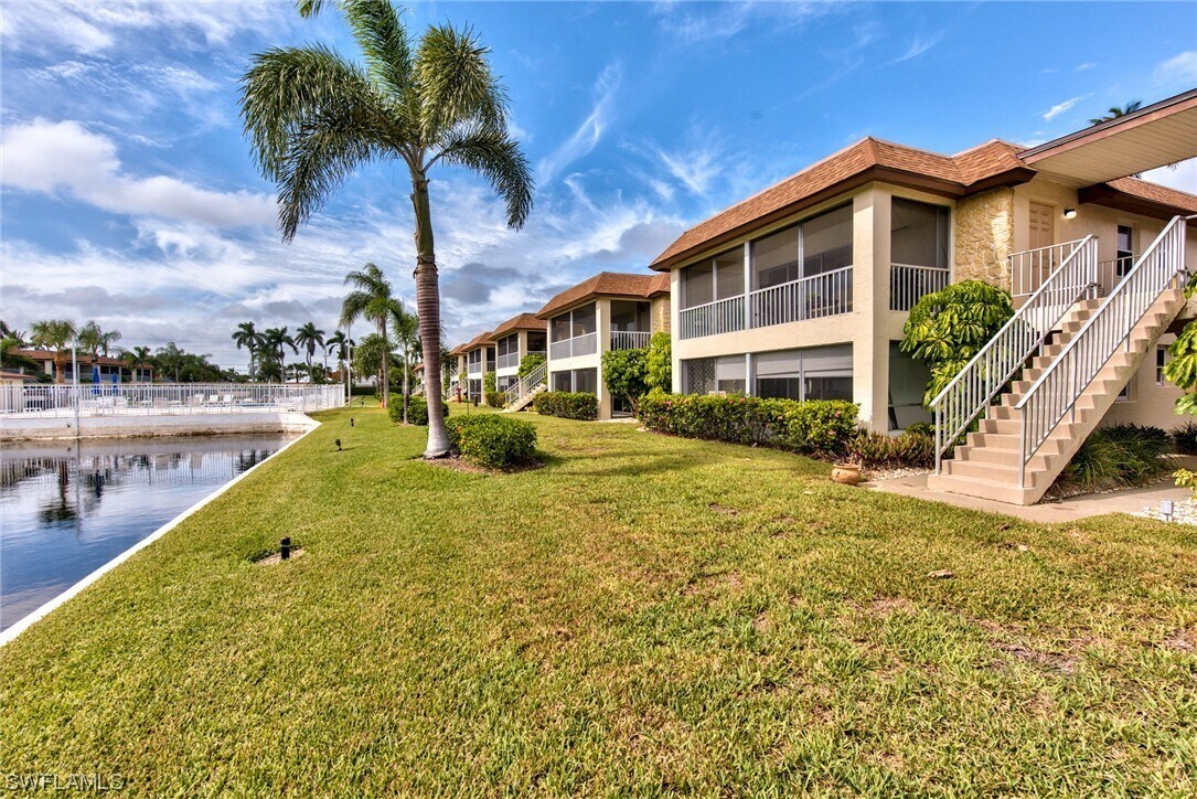 1155 Sandpiper St Unit E2, Naples, FL 34102 Condo for Rent in Naples