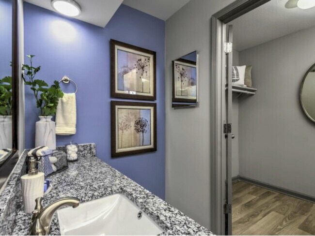 Foto del edificio - Selwyn Flats Apartments