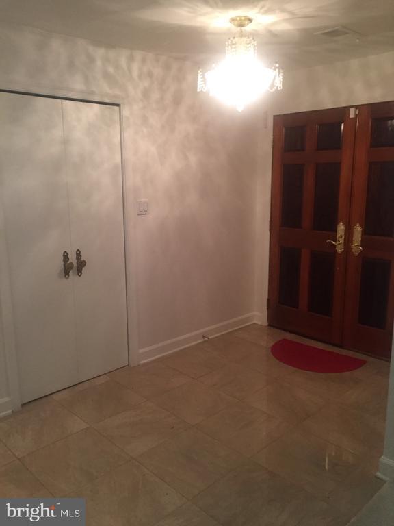 Foto del edificio - 9917 Betteker Ln