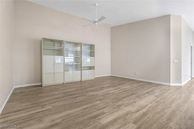 Building Photo - 5727 Drummond Way