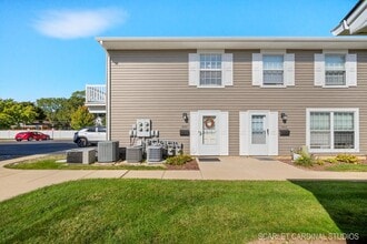 Building Photo - 1441 Woodcutter Ln