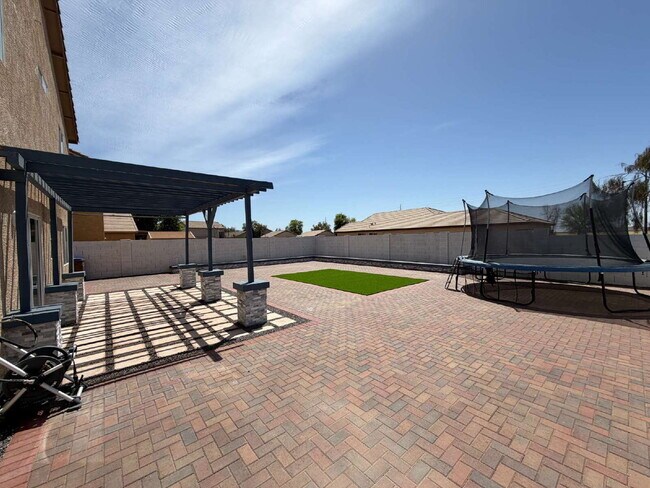 Foto del edificio - 3907 E Pinto Valley Rd