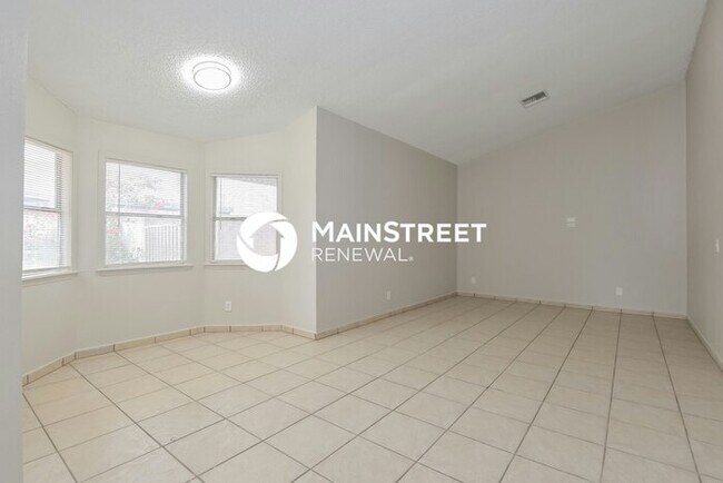 Foto del edificio - 3 Bedroom Pet-Friendly Home in Tucson, AZ with Main Street Renewal