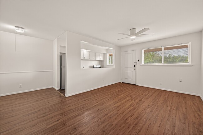 Building Photo - 1217 Heights Blvd