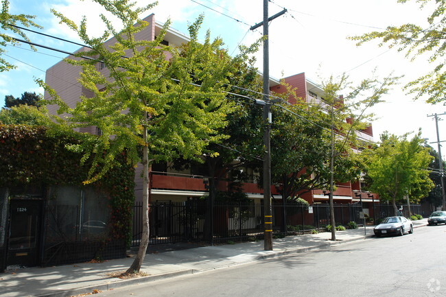 Building Photo - St. Patrick's Terrace