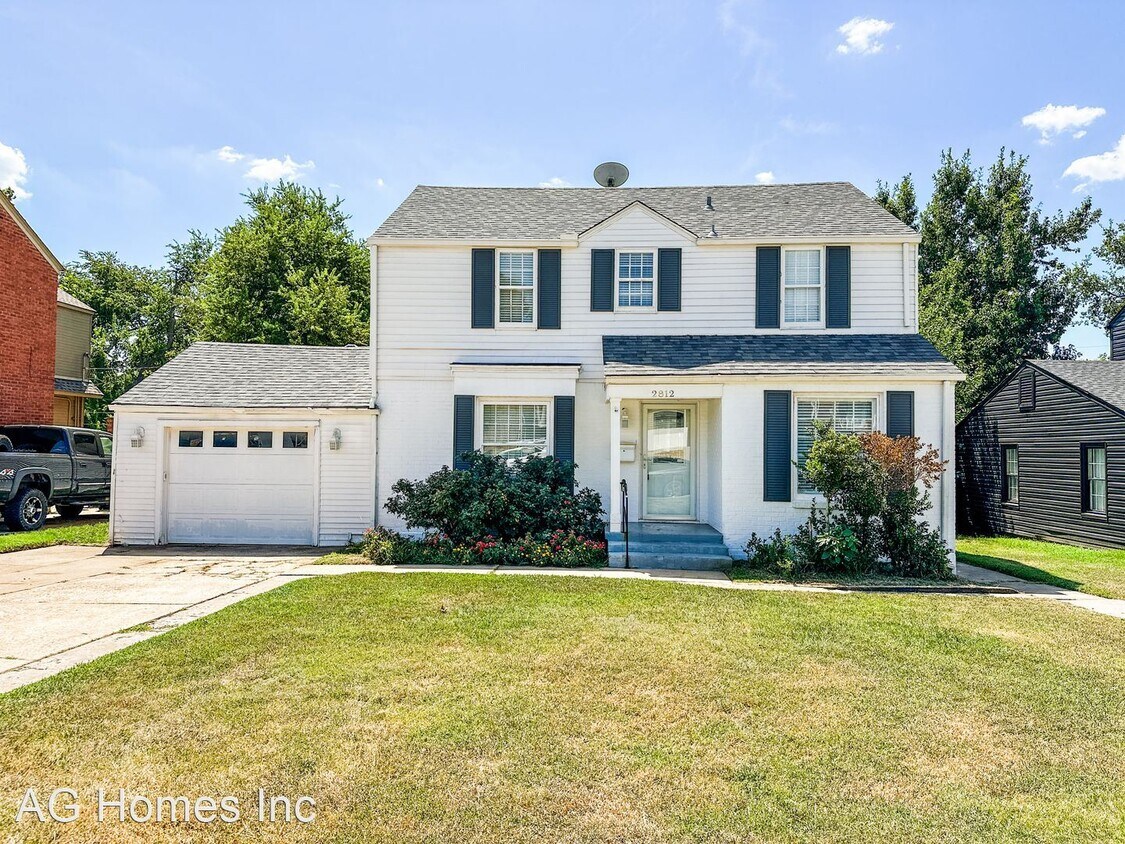 Primary Photo - 4 br, 2 bath House - 2812 NW 43rd St