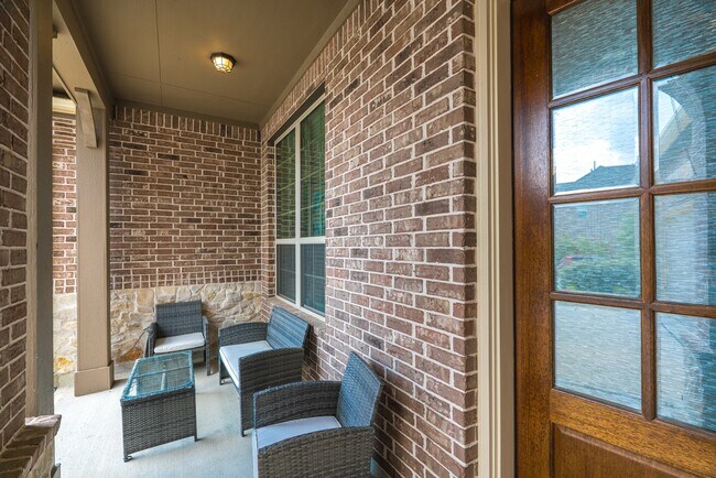 Building Photo - 8110 Copper Rock Dr