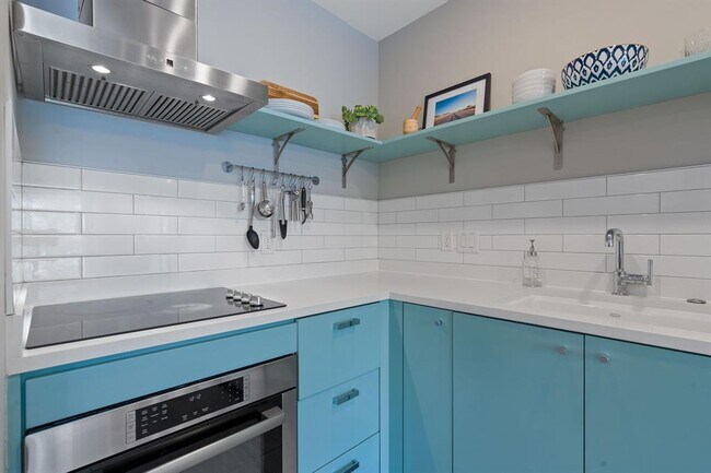 Building Photo - 1208 Enfield Rd