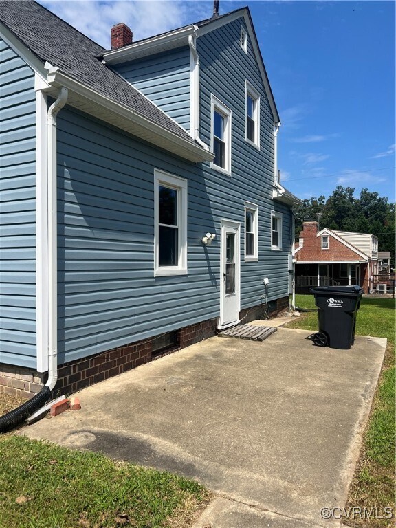 Building Photo - 1711 Dinwiddie Ave