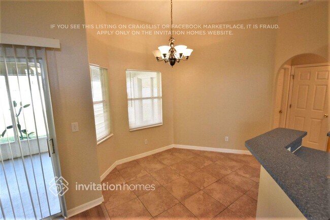Building Photo - 1508 Sunset Village Blvd
