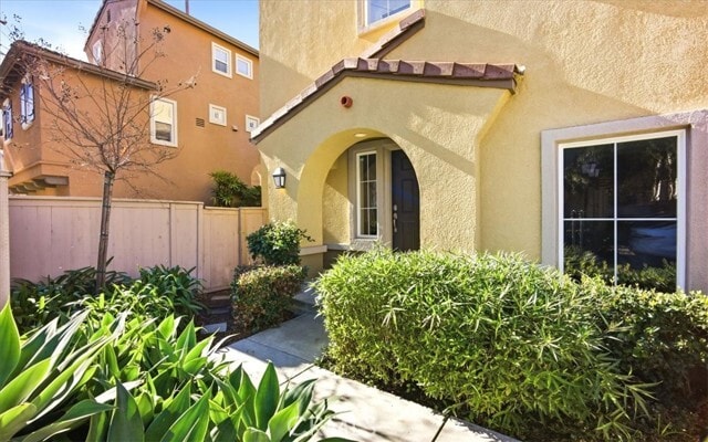 Building Photo - 8 Madagascar