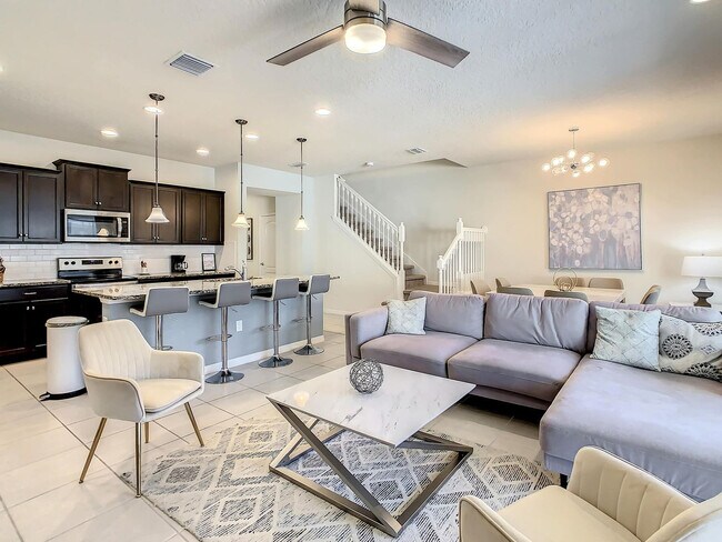 Building Photo - 2404 Tangier Dr