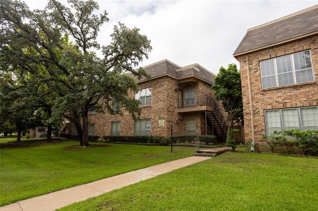 Building Photo - 4403 Bellaire Dr S