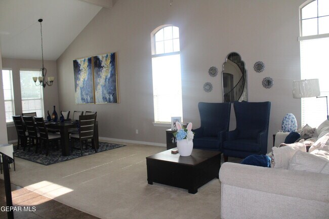 Foto del edificio - 376 Emerald Park Dr