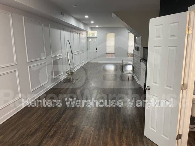 Foto del edificio - 815 Chauncey Ave