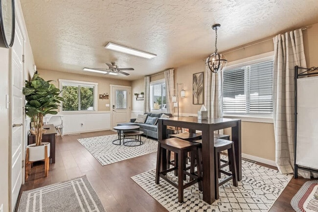 Foto del edificio - 2106 Ison Ct