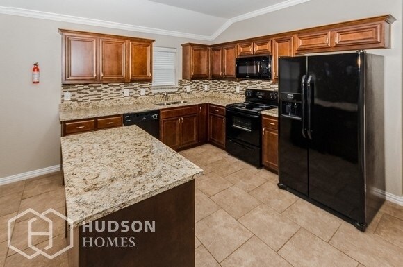 Foto del edificio - NOW AVAILABLE! - 425 Park Meadows Dr, Crow...