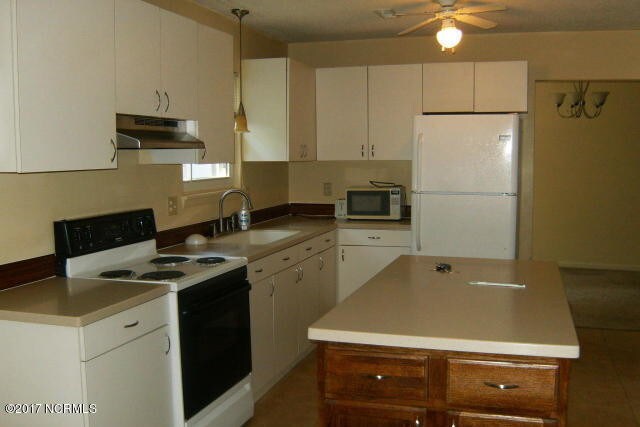 Foto del edificio - 2802 Country Club Rd