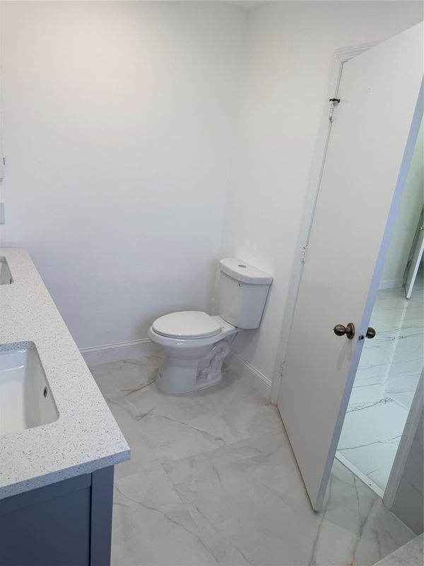 Foto del edificio - 3380 NW 78th Ave