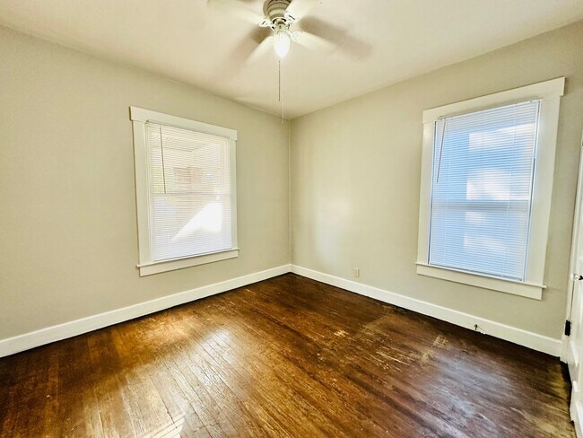 Foto del edificio - 725 Iowa Ave