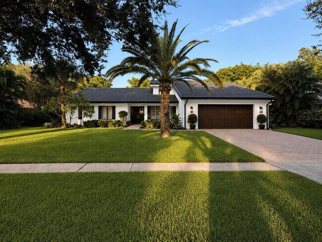 Foto del edificio - 2932 Banyan Blvd Cir NW