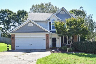 Building Photo - 119 Shining Armor Ct