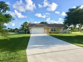 Building Photo - 7256 162nd Ct N