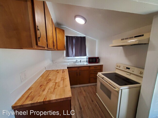 Building Photo - 1 br, 1 bath House - 709 Lane
